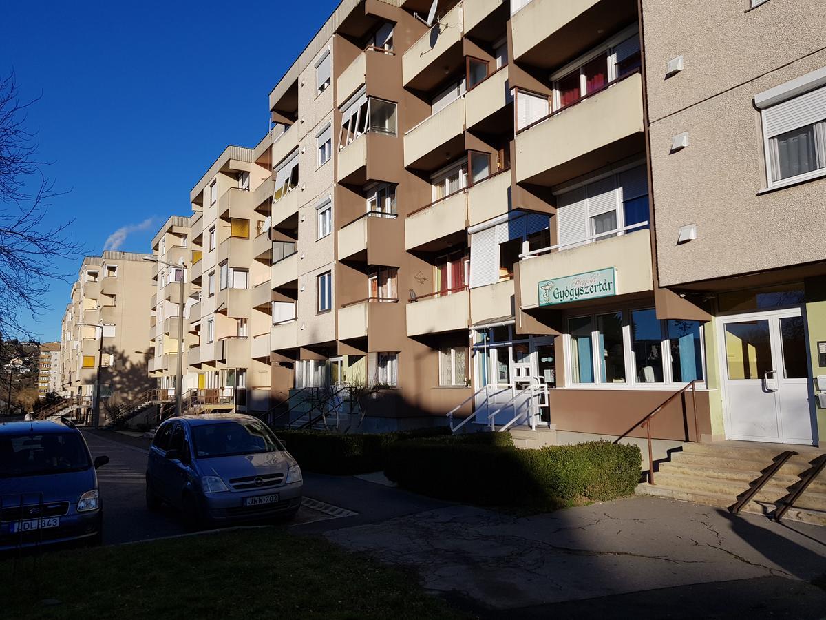 Hegyalja Apartman ザラエゲルセグ エクステリア 写真